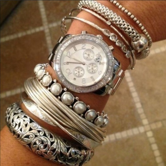 Silpada Bracelet Filigree Bangle Substantial Sterling Silver with safety chain - Picture 1 of 5